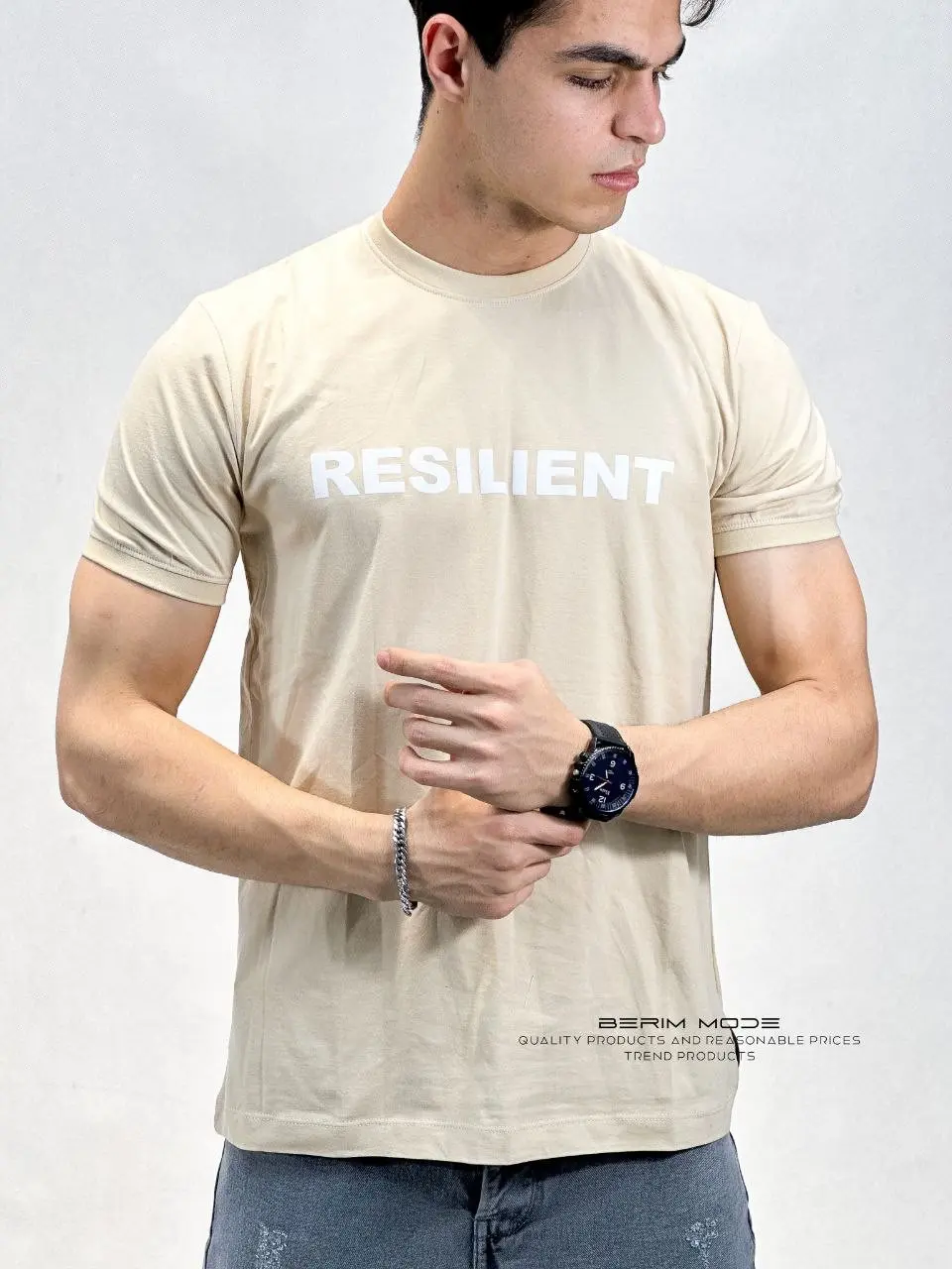 تیشرت مردانه طرح Resilient